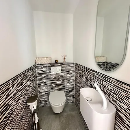 Laurana 6 Personnes Piscine Chauffee Holiday home