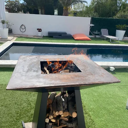 Holiday home Laurana 6 Personnes Piscine Chauffee