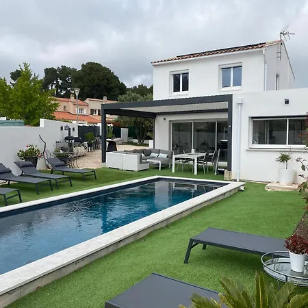 Laurana 6 Personnes Piscine Chauffee Holiday home Hyeres